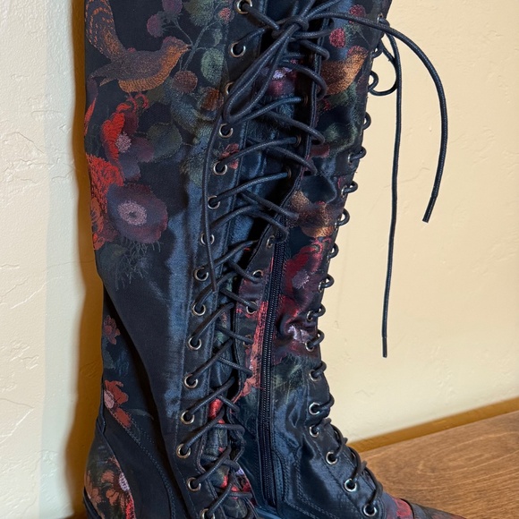 Jeffrey Campbell embroidered lace up boots size 7.5m - Picture 3 of 5